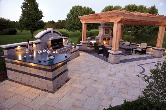 patio with custom stone brick