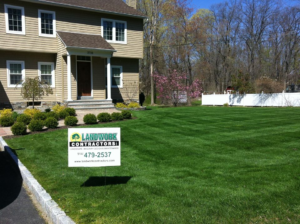 landwork contractors yard sign