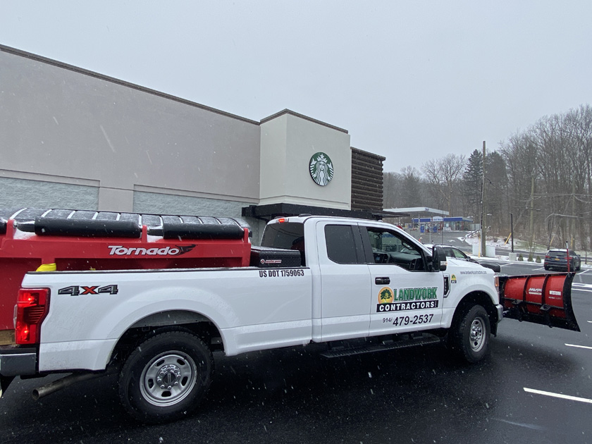 Heavy duty commercial deicing our local starbucksHeavy duty commercial deicing our local starbucks_840jpg